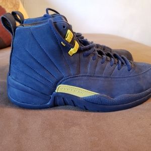 Nike Air Jordan 12 Michigan